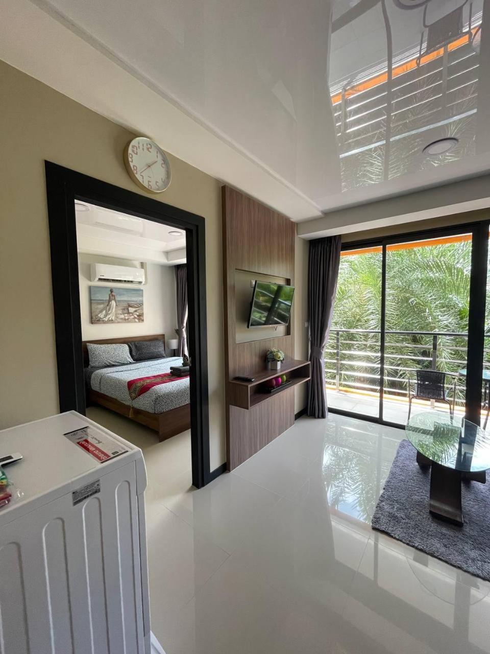 Naiharn Pearl Condo Hotel By Villacarte Nai Harn Room photo